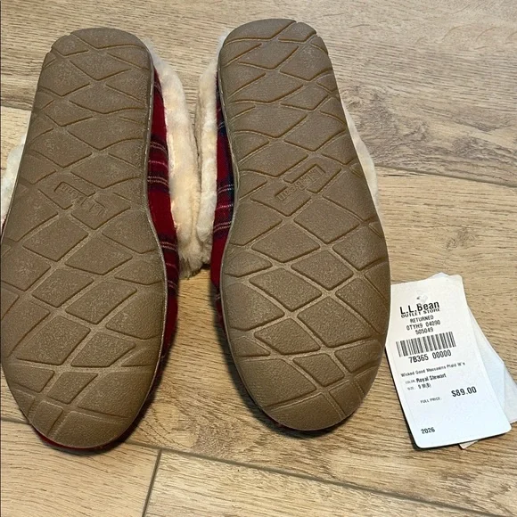 L.L. Bean Wicked Good Moccasin Slippers 9 - Picture 3 of 3